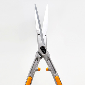 Tijeras para cortar setos Hiroki Oka, acero con alto contenido de carbono, mango de plástico naranja, manuales, para jardín, césped, árboles y paisajismo - Product Image 1