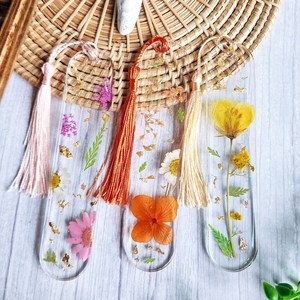 Marcapáginas <span class=keywords><strong>de</strong></span> resina personalizado, flor seca real prensada, marcapáginas hecho a mano, regalo para ella - Product Image 5