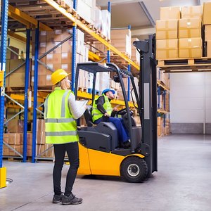 เสื้อกั๊กนิรภัยสะท้อนแสงสีเหลืองพร้อมกระเป๋า 10 ช่องสำหรับผู้ชายและผู้หญิง - Product Image 4