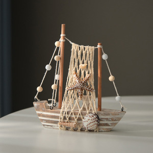 Modèle de bateau en bois vintage avec voile en maille de coquillages, décoration pour la maison, cadeau - Product Image 3