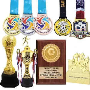 Copas de trofeos de metal personalizadas Premios Correr Maratón Fútbol Medallas de fútbol Placa de adorno y trofeos de oro