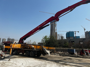 Bomba de Concreto Zoomlion Sany Putzmeister de 33m, 38m, 42m, Camiones Bomba de Concreto con Pluma, a Bajo Precio - Product Image 2