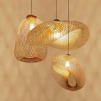 Lampe tissée naturelle antique faite à la main éclairage décoratif lampe en bambou en bois lustres éclairés suspension en rotin créatif