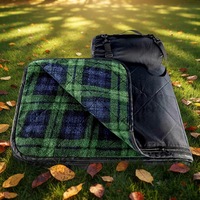 Couverture de camping imperméable en polaire à motif écossais, grande couverture familiale lavable en machine pour le camping, les pique-niques et les activités de plein air