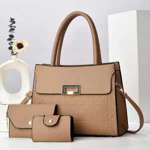 Wholesale Price Luxury Women's Fashion <b>Large</b> <b>Shoulder</b> <b>Bag</b> Hardware Clasp Decoration Crossbody <b>Bag</b> Handbag - Product Image 4