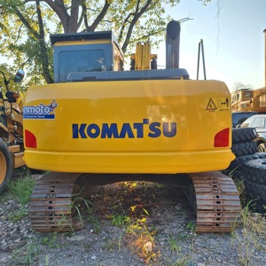 Excavadora Usada Komatsu PC130 de Tamaño Mediano, 13 Toneladas, a Precio Económico - Product Image 6