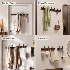 Perchero de pared de madera de nogal Pianzzo con ganchos abatibles para llaves, sombreros y bolsos para entrada - Product Image 3
