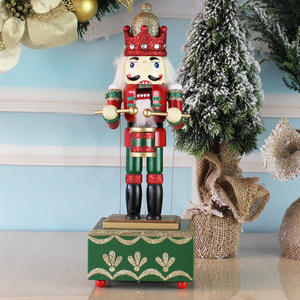 Vente en gros de boîte carrée de 36cm de peinture boîte à musique <span class=keywords><strong>casse</strong></span>-<span class=keywords><strong>noisette</strong></span> décoration de la maison ornements de noël boîte à musique de dessin animé décoration de la maison - Product Image 4