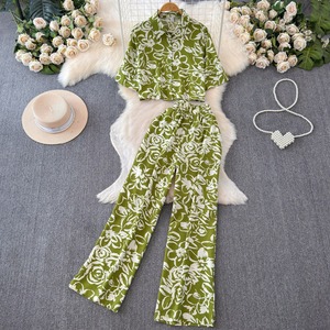 Conjunto de Dos Piezas para <span class=keywords><strong>Mujer</strong></span>, <span class=keywords><strong>Camisa</strong></span> Casual de <span class=keywords><strong>Manga</strong></span> Corta con Estampado <span class=keywords><strong>y</strong></span> Pantalones Largos Anchos de Pierna Recta, para Vacaciones - Product Image 2