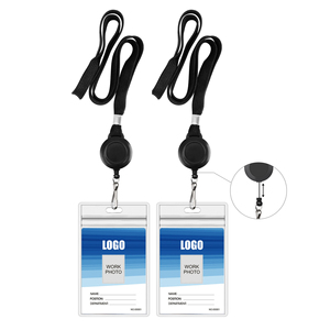 Porte-<span class=keywords><strong>badge</strong></span> rétractable en polyester noir résistant à l'eau avec <span class=keywords><strong>cordon</strong></span> de 60 cm, sangle de cou de 1 cm de large et boucle de fixation - Product Image 1