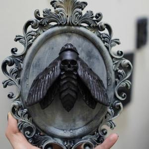 Meilleure vente d'Halloween Witt : Décoration murale gothique en forme de papillon de nuit, artisanat en résine, peinture d'animal gothique décorative pour la décoration de jardin - Product Image 4