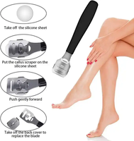 Lime à pied en acier inoxydable 10-en-1 pour enlever les callosités de la peau morte Costume d'outil de coupe de pied