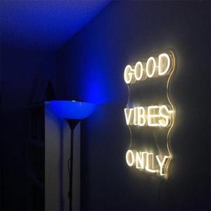 Vente en gros, dropshipping, enseigne au <span class=keywords><strong>néon</strong></span> LED personnalisée « <span class=keywords><strong>Good</strong></span> <span class=keywords><strong>Vibes</strong></span> <span class=keywords><strong>Only</strong></span> » pour la décoration de chambre, fête d'anniversaire, bar, mariage, vacances - Product Image 2