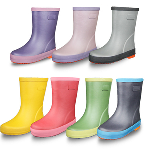 Vente en gros de bottes de pluie bon marché imperméables en caoutchouc pour tout-petits avec doublure en fourrure bottes de gomme pour enfants pour l'été et l'automne caractéristique anti-glissante - Product Image 5