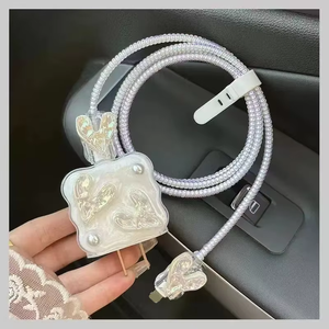 Protector <span class=keywords><strong>de</strong></span> Cable USB con Diseño 3D <span class=keywords><strong>de</strong></span> Corazón Plateado y Borde Ondulado para iPhone, Compatible con Cables <span class=keywords><strong>de</strong></span> Datos <span class=keywords><strong>de</strong></span> 18W/20W, Funda Protectora para <span class=keywords><strong>Carga</strong></span> Rápida - Product Image 2