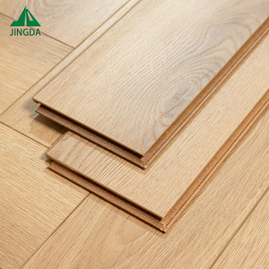 Suelo Laminado AC5 No Tóxico de 8mm HDF, Diseño Espiga, Acabado Mate, Instalación con Sistema Click, para Hoteles y Cocinas - Product Image 1