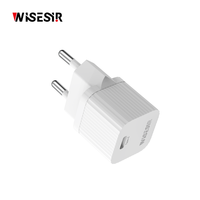 Chargeur mural GaN 20W à port unique PD à charge rapide Type-C pour usage domestique, protection OTP, design élégant pour table de chevet