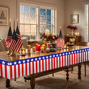 Guirnalda de Cortina de Seda Roja, Blanca y Azul de 6 Metros para el Día de la Independencia de EE. UU. y Decoraciones Festivas para el Hogar y el Patio, Diseño Floral con Borlas - Product Image 2