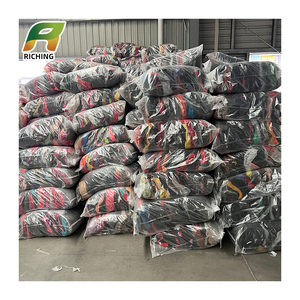 Ropa <span class=keywords><strong>de</strong></span> Marca Usada, Fardos <span class=keywords><strong>de</strong></span> Ropa Vintage <span class=keywords><strong>de</strong></span> Grado A, Ropa <span class=keywords><strong>de</strong></span> Segunda Mano al por Mayor para Compradores <span class=keywords><strong>de</strong></span> Europa y <span class=keywords><strong>Latinoamérica</strong></span> - Product Image 1