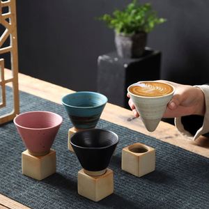แก้วกาแฟเซรามิกญี่ปุ่นแบบหยาบ 100 มล. สไตล์วินเทจ รูปทรงกรวย พร้อมฐาน - Product Image 1