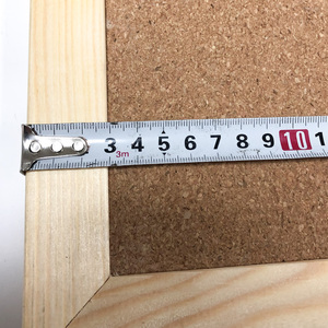 <span class=keywords><strong>Cadre</strong></span> <span class=keywords><strong>en</strong></span> bois et tableau <span class=keywords><strong>en</strong></span> liège personnalisable pour le bureau et l'école - Product Image 3