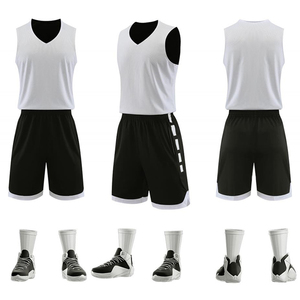 Commande en gros d'uniformes de basket-ball personnalisés imprimés, ensemble de maillots et shorts légers anti-transpiration pour l'entraînement des équipes professionnelles - Product Image 6