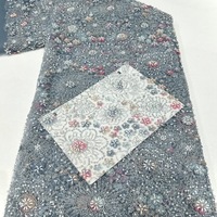 En stock, nouvelle robe de mariée de luxe personnalisée, tissu avec appliques, perles brodées, dentelle, accessoires pour filles