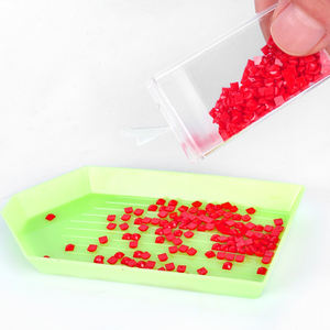 Vente flash : Boîte <span class=keywords><strong>de</strong></span> <span class=keywords><strong>rangement</strong></span> pour peinture au <span class=keywords><strong>diamant</strong></span> avec 80 flacons carrés, kit d'outils <span class=keywords><strong>de</strong></span> <span class=keywords><strong>broderie</strong></span> au <span class=keywords><strong>diamant</strong></span>, étui <span class=keywords><strong>de</strong></span> transport avec fermeture éclair - Product Image 4