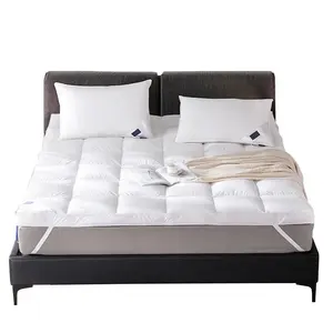 Surmatelas de lit de luxe Surmatelas de haute qualité de différentes tailles Surmatelas King