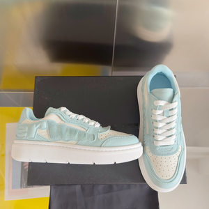 Zapatos Casuales de Mujer, Estilo Walking, Blancos, Personalizados, de Lujo, Alexandra Street Media, con Luces, de Cuero Genuino, a la Moda, Ligeros - Product Image 1