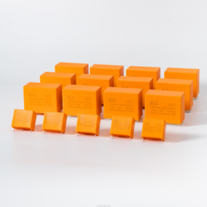 Condensateurs à film mince haute tension 700/800/900/1100/1200 VDC pour onduleurs solaires, SVG, UPS, chargeurs de véhicules électriques - Product Image 1