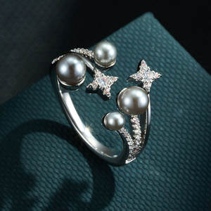 Anillo Ajustable Muyu Fashion de Alta Gama con Múltiples Cuentas, Diseño de Estrella, Perla Abierta y Circonita, para Uso Diario, Chapado en Oro de 18K - Product Image 1