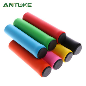 ที่จับแฮนด์จักรยาน Antuke ขนาด 22.2 มม. ทำจากฟองน้ำกันลื่น สำหรับจักรยานเสือภูเขา ด้ามจับจักรยานหลากสีพร้อมดีไซน์กันน้ำ - Product Image 1