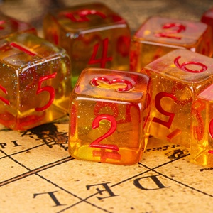 FACCUB, логотип на заказ, 16 мм, D6, желто-зеленые блестящие игровые кубики из смолы, пластиковые кубики RPG, вращение DND RPG, игровая упаковка на заказ - Product Image 2