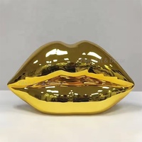 Personnaliser les couleurs de chrome bonbon de grande statue de galvanoplastie meublée FRP Sculptures en forme de lèvre Vitrine de magasin Artisanat d'art