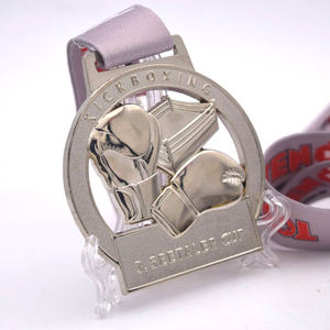 Medallas <span class=keywords><strong>de</strong></span> Boxeo y Kickboxing <span class=keywords><strong>de</strong></span> Metal Fundido Personalizadas con Acabado Chapado en Oro, Federación Mundial <span class=keywords><strong>de</strong></span> Kickboxing Deportivo - Product Image 3