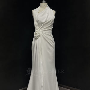 Robe de mariée Nt23 en satin, coupe princesse, décolleté cœur, appliques, ceinture drapée, fleur, élégante et simple pour la mariée - Product Image 6
