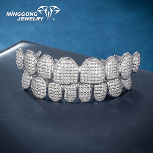 Personnalisé Grillz Fine Jewelry VVS Forme Nid d'Abeille Moissanite Diamant <span class=keywords><strong>Dent</strong></span> 925 <span class=keywords><strong>Argent</strong></span> Glacé Grillz pour les Dents - Product Image 1