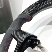 Volant de voiture sport en cuir suédé noir personnalisé en fibre de carbone avec LED et vibrations, style sportif, Plug+Play, garantie 2 ans