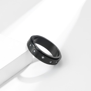 Anillo giratorio de acero inoxidable con incrustaciones de diamante, joyería con borde cruzado, para aliviar la ansiedad, descompresión, 2023 - Product Image 2