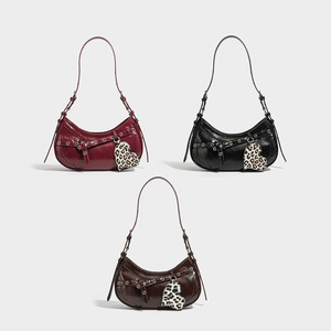 Sac bandoulière tendance et audacieux <span class=keywords><strong>de</strong></span> style américain pour femme, nouvelle collection 2026, sac à main polyvalent haut <span class=keywords><strong>de</strong></span> gamme avec fermeture éclair unique en polyester - Product Image 2