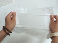 Rollo de Cocina Desechable Ecológico de 3 Capas, Pulpa de Madera Virgen, Suave, Altamente Absorbente, Multidoblado, para Uso Doméstico, Venta al Por Mayor de Fábrica