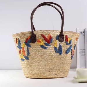 Usine En Gros Petits Femmes Vintage Style Sacs <span class=keywords><strong>De</strong></span> Plage <span class=keywords><strong>Pas</strong></span> <span class=keywords><strong>Cher</strong></span> Couleur Naturelle Mer Herbe Fourre-Tout Manipulé Usage Quotidien Paille Sacs <span class=keywords><strong>De</strong></span> Plage - Product Image 4