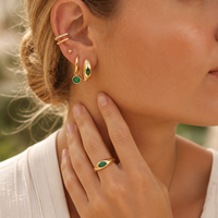 JUSN0VA Boucles d'oreilles clous hexagonales en acier inoxydable plaqué or 14 carats pour femme, style romantique, vente en gros usine