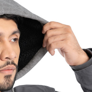 Giacca Imbottita Invernale da Uomo OEM, Giacca Resistente con Cappuccio in Sherpa e Fodera Trapuntata - Product Image 5