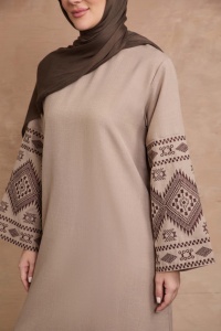 عباية شاروت للملابس الإسلامية تركيا العيد رمضان، كيمونو عباية محتشمة نسائية، فستان نسائي مسلم بتطريز ورود ندى، عباية دبي 2025 - Product Image 3