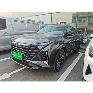 Guazi Coche de <span class=keywords><strong>Segunda</strong></span> <span class=keywords><strong>Mano</strong></span> 2025 Changan UNI-Z Descuento por Compra al por Mayor SUV Automático 1.5T LHD Casi Nuevo para un Estilo de Vida Moderno 5 Asientos - Product Image 1