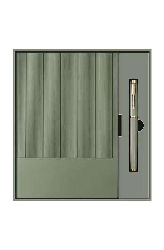 ชุดสีเขียว1