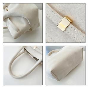 Borse a Mano da Donna di Tendenza in Pelle Scamosciata Personalizzate Borse da Shopping in Camoscio da Donna - Product Image 3