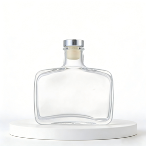 Botella <span class=keywords><strong>de</strong></span> Vino <span class=keywords><strong>de</strong></span> Vidrio Única <span class=keywords><strong>de</strong></span> 500 ml con Tapón <span class=keywords><strong>de</strong></span> Corcho, Botella <span class=keywords><strong>de</strong></span> Vidrio con Serigrafía Personalizada para Whisky, Ginebra y <span class=keywords><strong>Vodka</strong></span> - Product Image 1